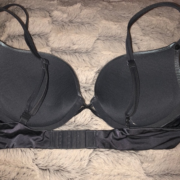 Bra - Picture 2 of 3